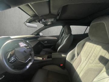 Peugeot 408 - 9