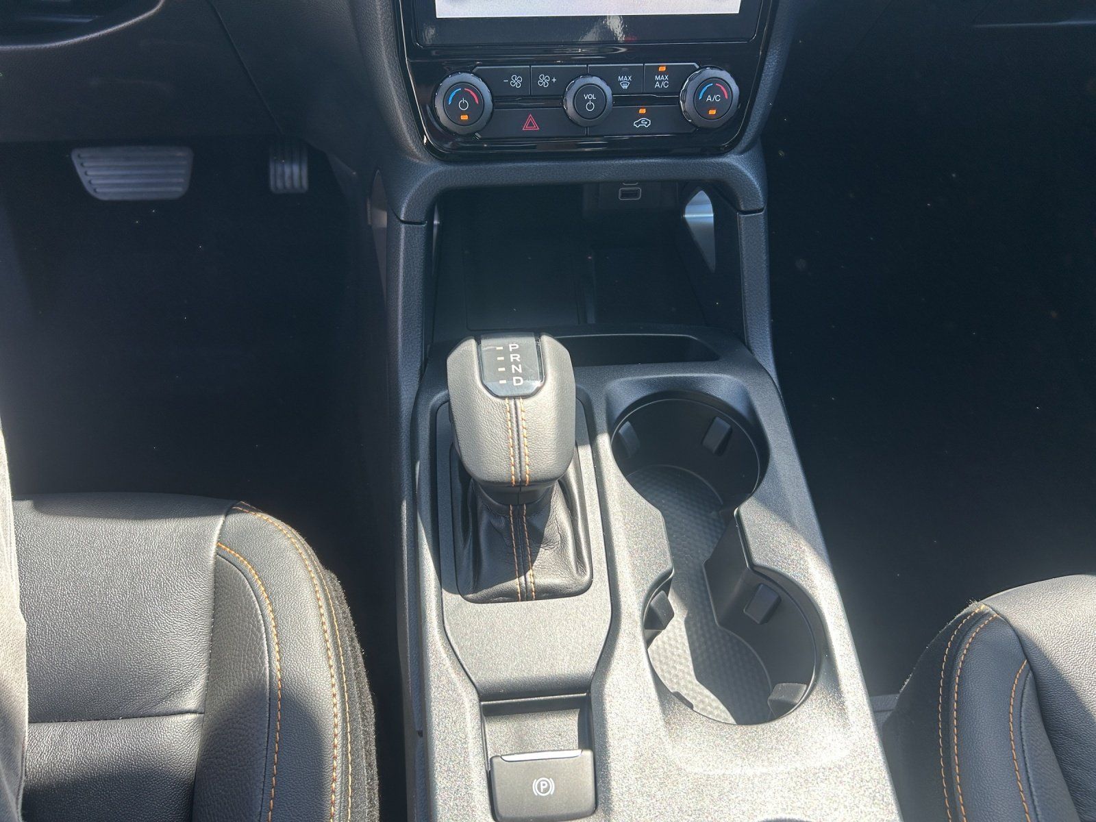 Fahrzeugabbildung Ford Ranger D-Kab Wildtrak 2.0 Ecoblue Automatik 4x4