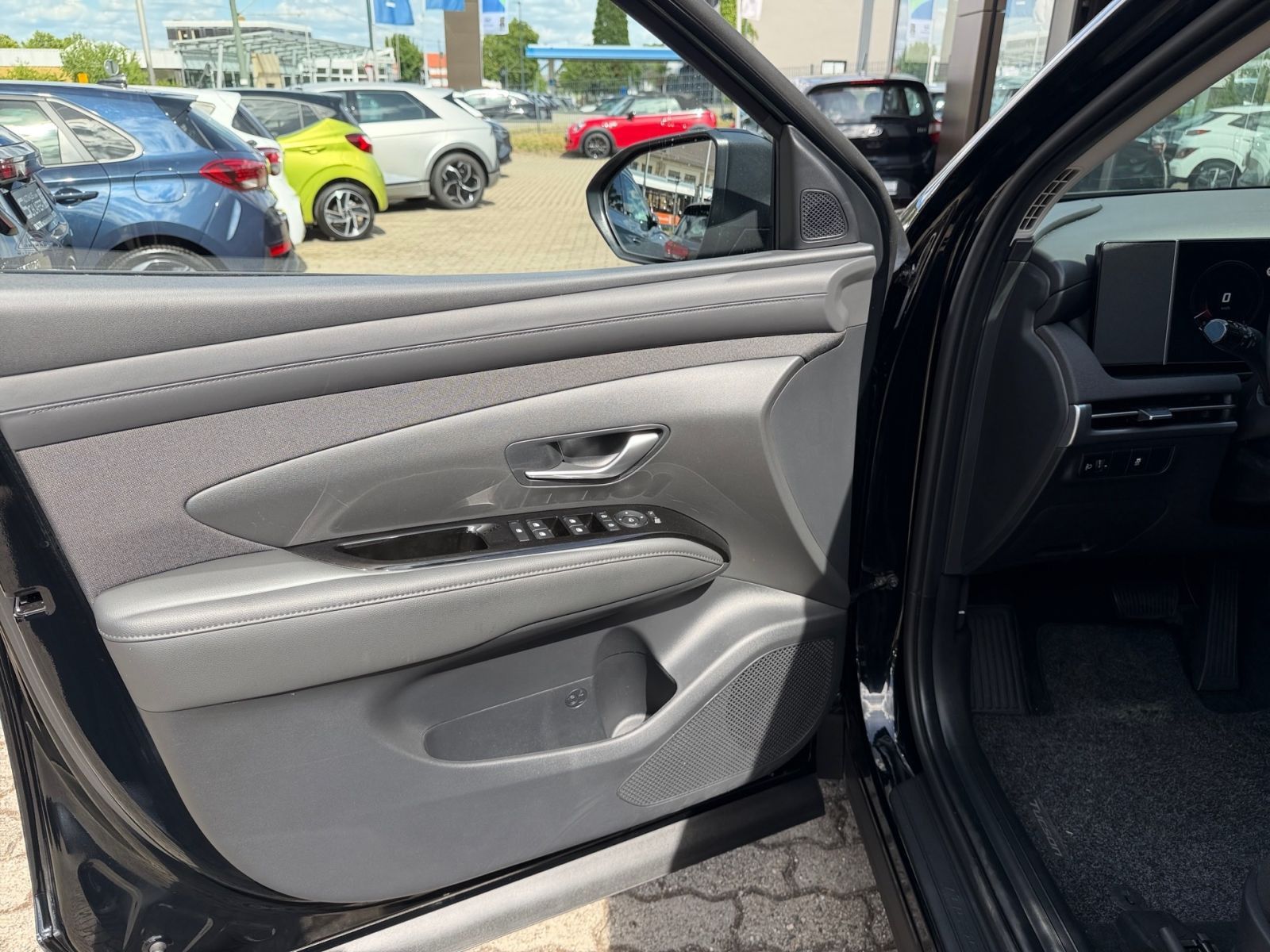 Fahrzeugabbildung Hyundai TUCSON 1.6 T-GDI 7-DCT Select Mild-Hybrid LED