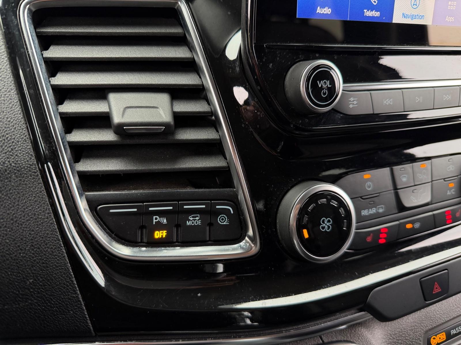 Ford Tourneo Custom L2/Leder/ACC/CAM/LED/AHK/Navi/8Si