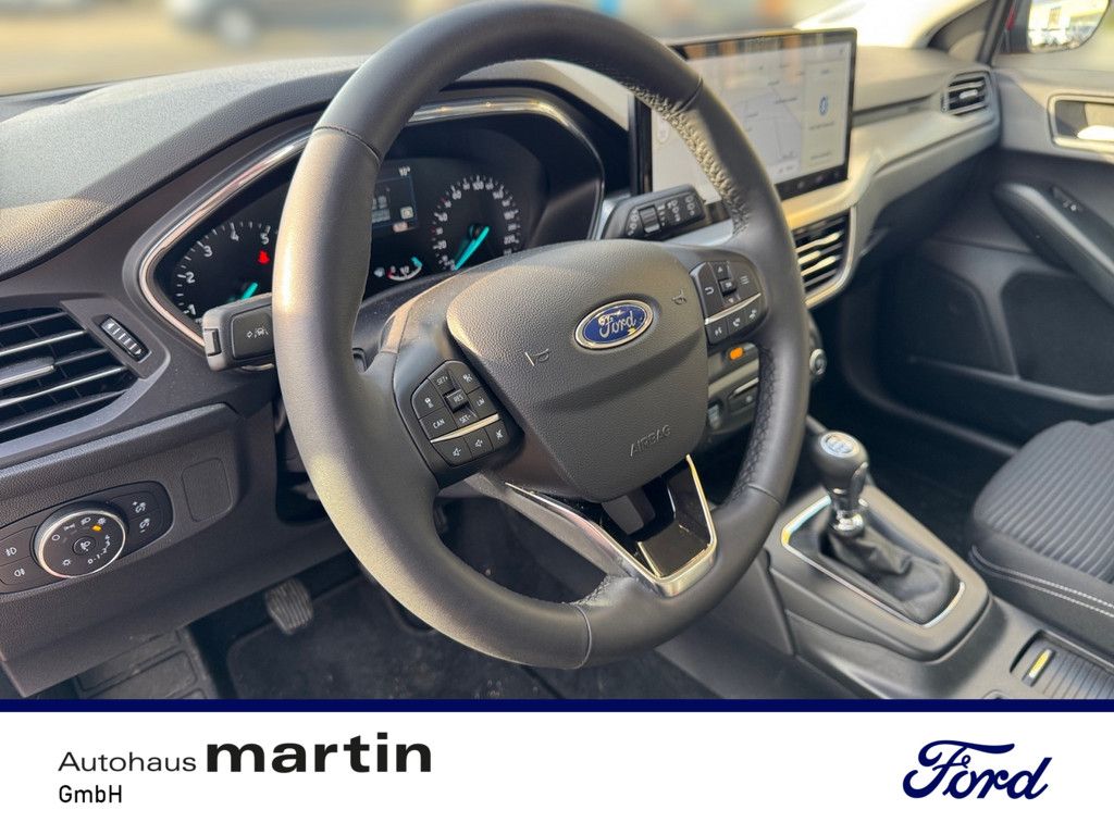 Fahrzeugabbildung Ford Focus 1.0 EcoBoost Titanium S/S EURO USB ACC LED