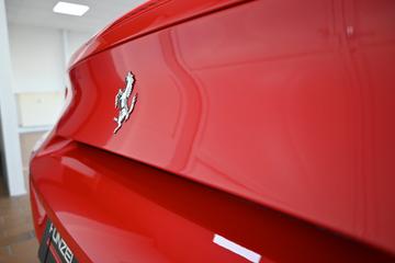 2015 Ferrari 488 GTB 照片 8