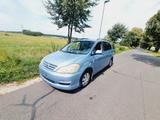 Toyota Avensis Verso 2.0 D-4D  / Klima /7-Sitze - Toyota Avensis Verso Gebrauchtwagen