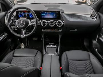 صورة 7 لـ 2025 Mercedes-BENZ EQA