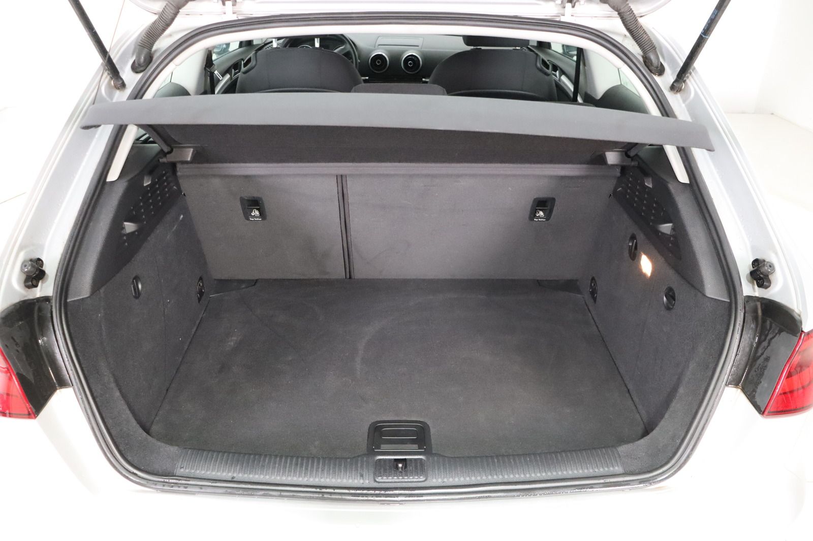 Fahrzeugabbildung Audi A3 1.4 TFSI * HU/AU neu * 1.Hand