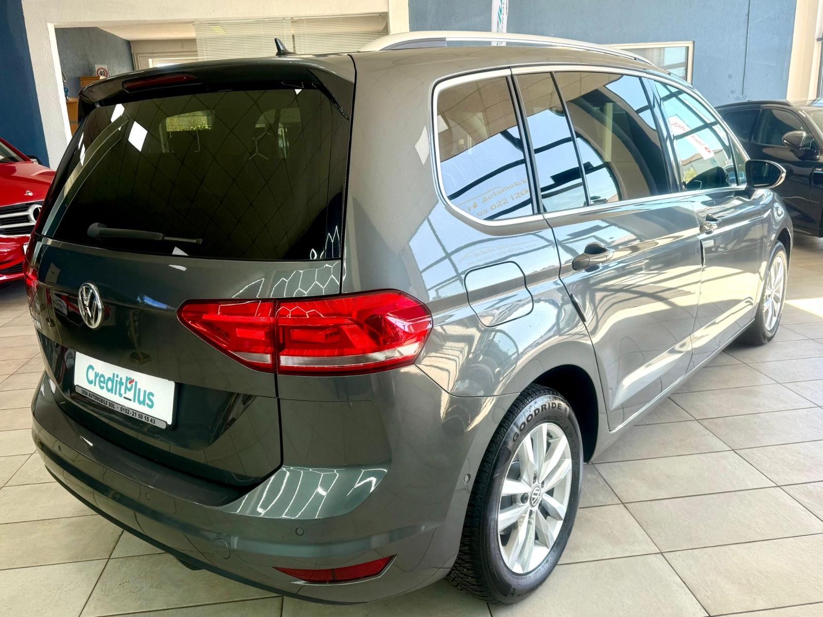 Volkswagen Touran 1.6 TDI SCR DSG Trendline BMT