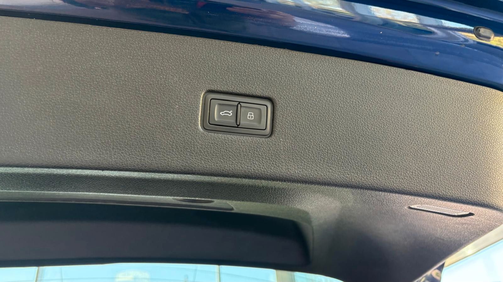 Fahrzeugabbildung Audi Q8 50 TDI s sitze raute, hud 22 zoll allradlenk