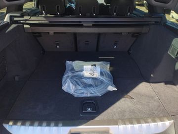 BMW 330e xDrive Touring M Sportpaket Head-Up HiFi