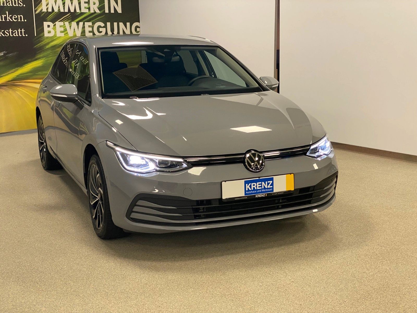 Fahrzeugabbildung Volkswagen Golf 1.5 eTSI OPF 110kW DSG Life+NAVI+KAMERA+ACC