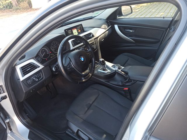 BMW 320d Eff. Automatic, voll LED, neue service