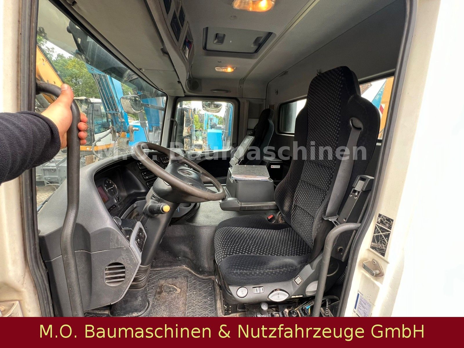 Fahrzeugabbildung Mercedes-Benz Actros 2541/ AC / Euro 5/L+L Achse/Meiller AK 16