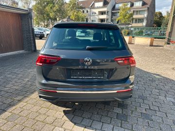 Volkswagen Tiguan - 5