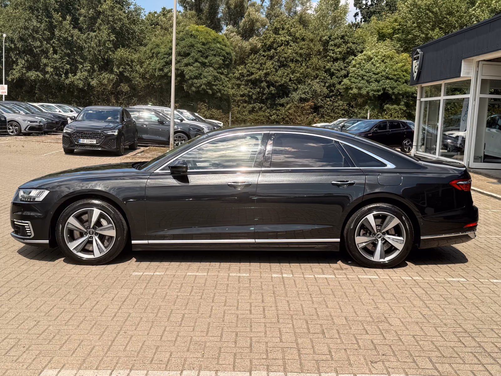 Audi A8 60 TFSIe Quattro,ACC,T-Winkel,Matrix,360-Kam, миниатюра 10