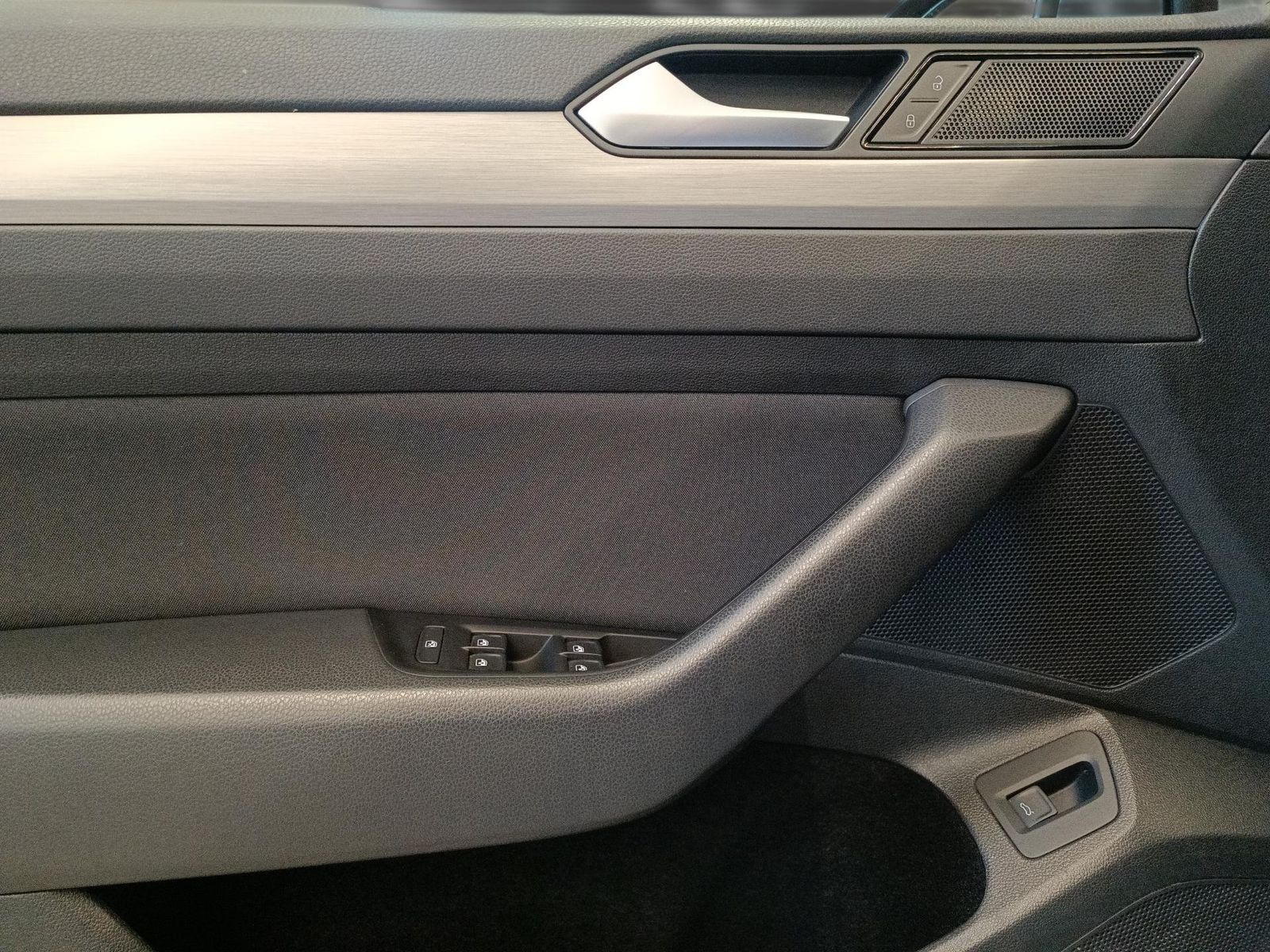 Volkswagen Passat Variant - Bild 16