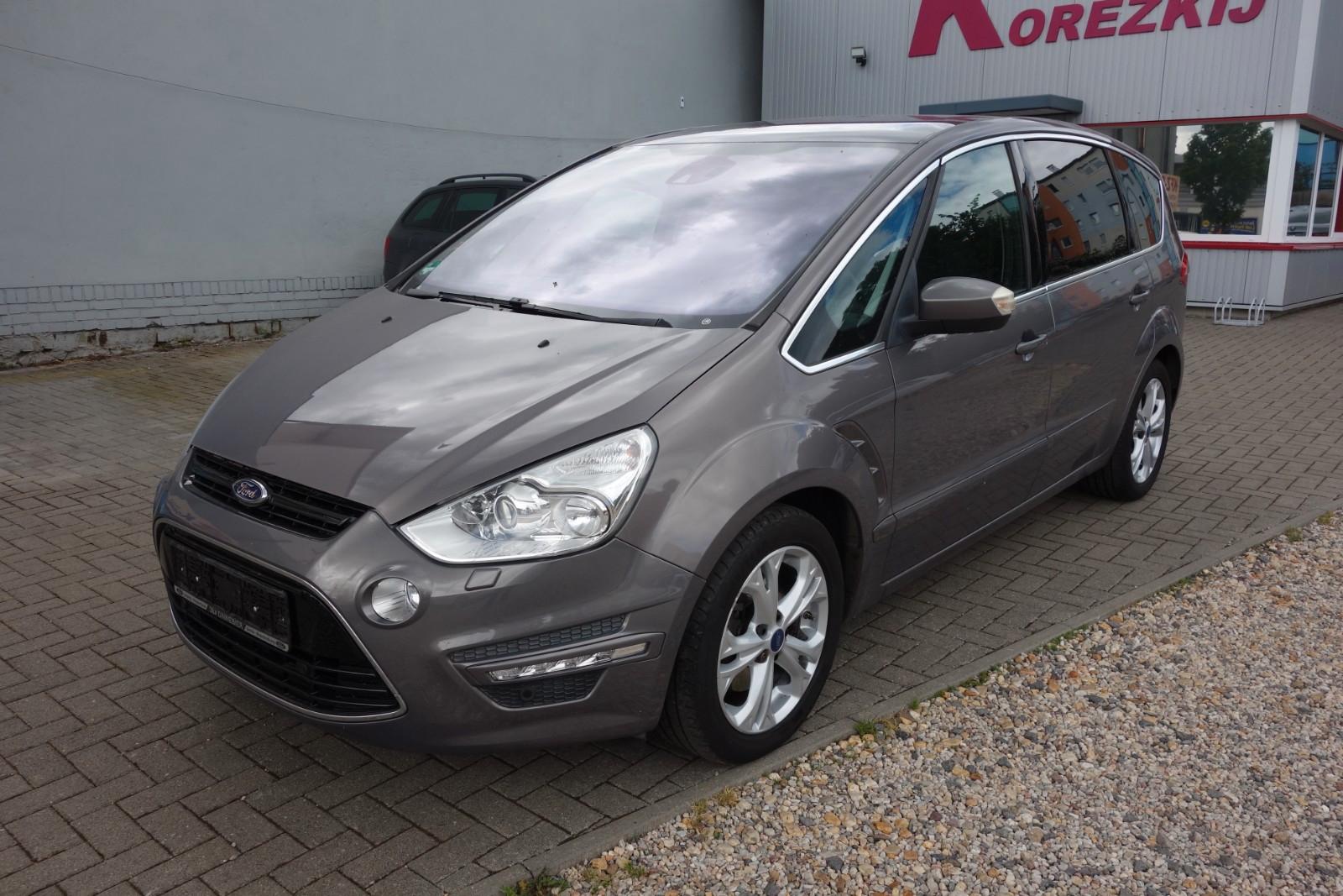Ford S-Max 2.0 EcoBoost Titanium Automatik NAVI/XENON