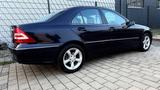 Mercedes-Benz C 180 AVANTGARDE TÜV,LEDER,1-HAND,WENIG-KM,LEDER - Mercedes-Benz C 180 aus 2005