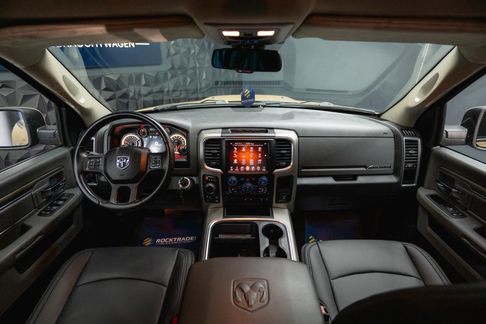 Fahrzeugabbildung Dodge RAM 5.7 V8 HEMI 4x4 OFFROAD RAPTOR LONGBED 19%