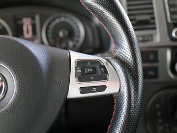 Volkswagen T5 Multivan 2.0TDI 103KW DSG NAVI STANDHZG SIDE