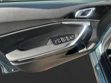 KIA cee'd Sportswagon - 12