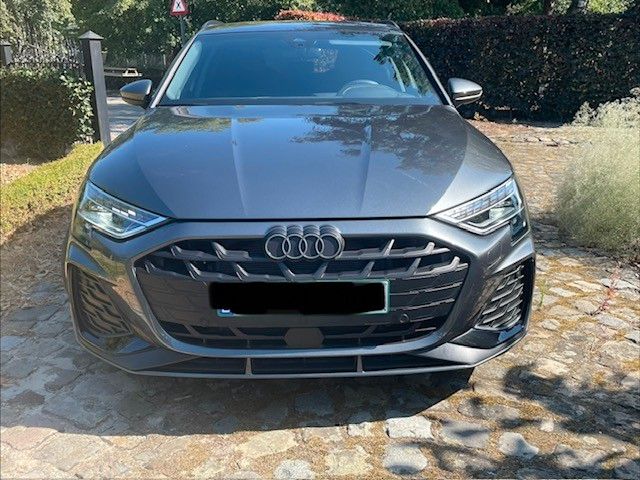 Audi A3 30 TFSI S tronic S line Sportback ShadowLine imagem 2