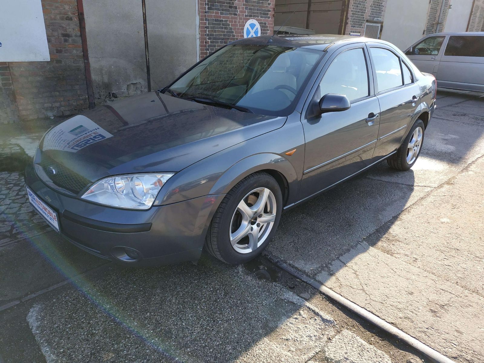 Mondeo Mondeo 1.8 Ghia/ TÜV NEU/ wenig KM/ Winte – Bild 3