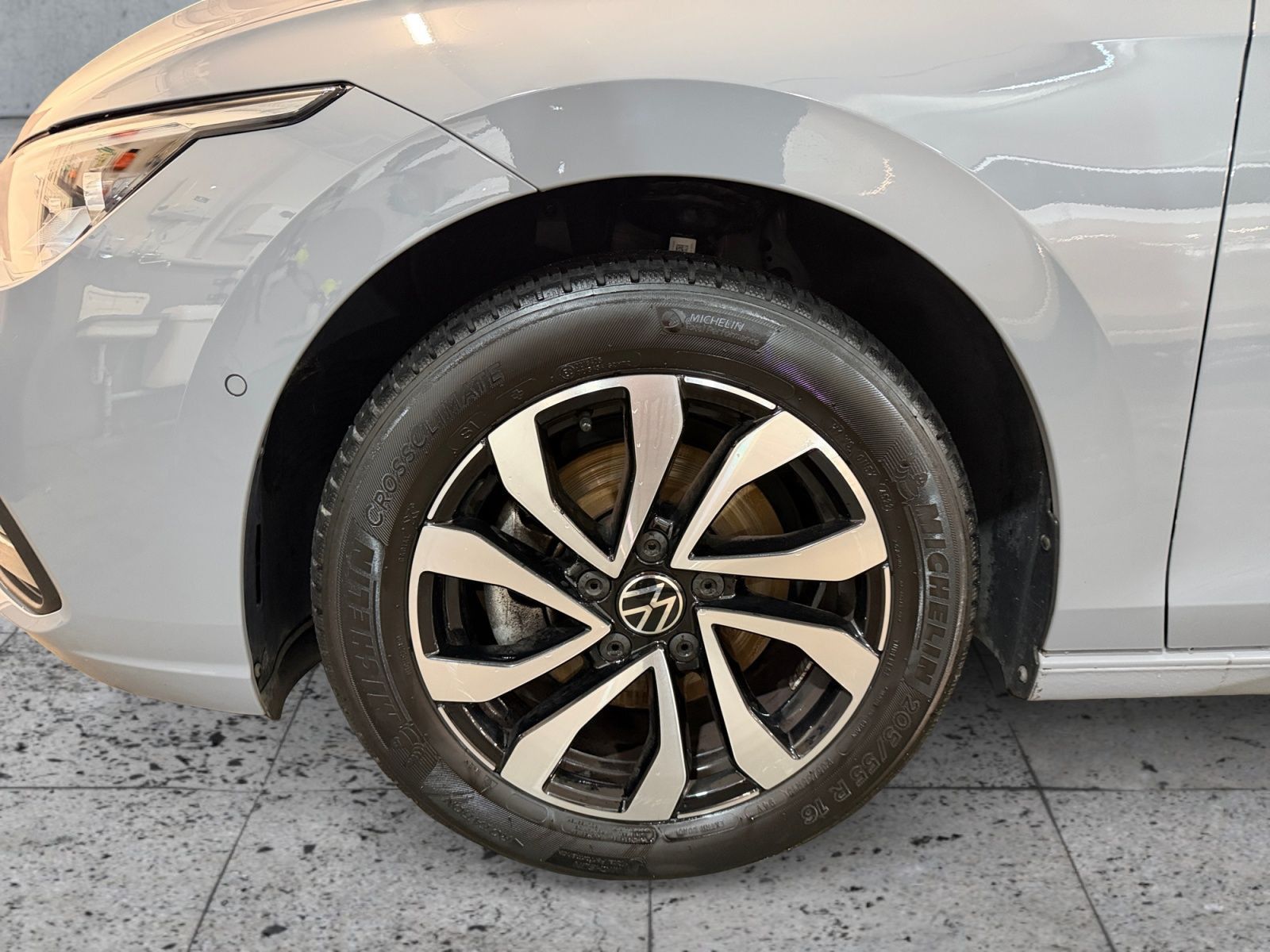 Volkswagen Golf - Bild 8