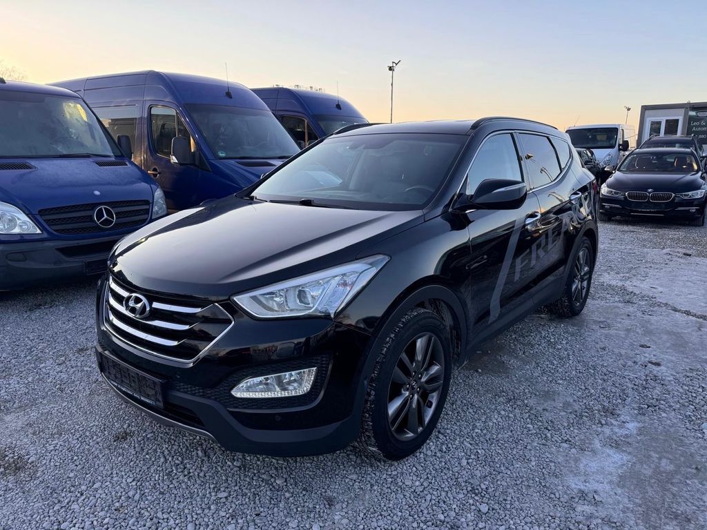 Hyundai SANTA FE