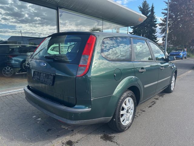 Fahrzeugabbildung Ford Focus Turnier Trend*KLIMA*8-FACH*1.HAND
