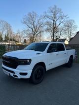 Dodge RAM 12zoll Navi, CrewCab Lang  - Dodge RAM Gebrauchtwagen in Mönchengladbach