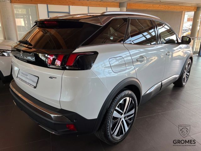 Fahrzeugabbildung Peugeot 3008 Hybrid4 300 GT ACC Focal Leder