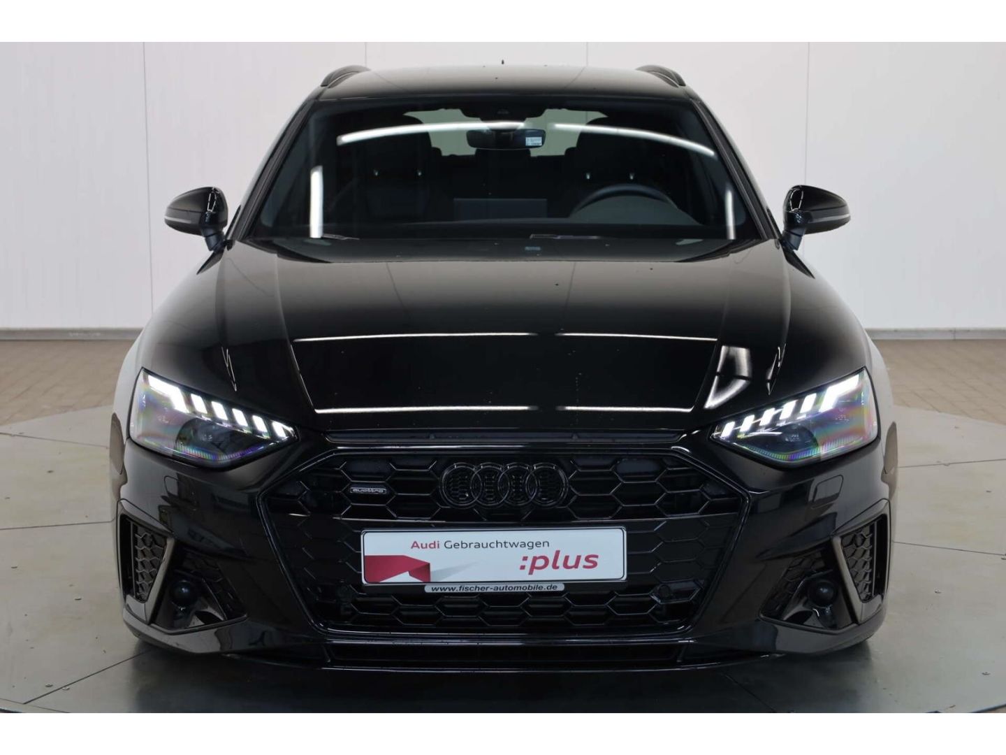 Audi A4 Avant 45 TFSI quattro S line competition plus foto 3