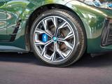 BMW i4 40 e M Sport sanremo grün Leder beige Head-up - BMW i4