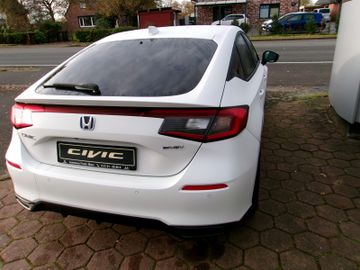 Bild 4 Honda Civic Lim. 5-trg. e:HEV Sport