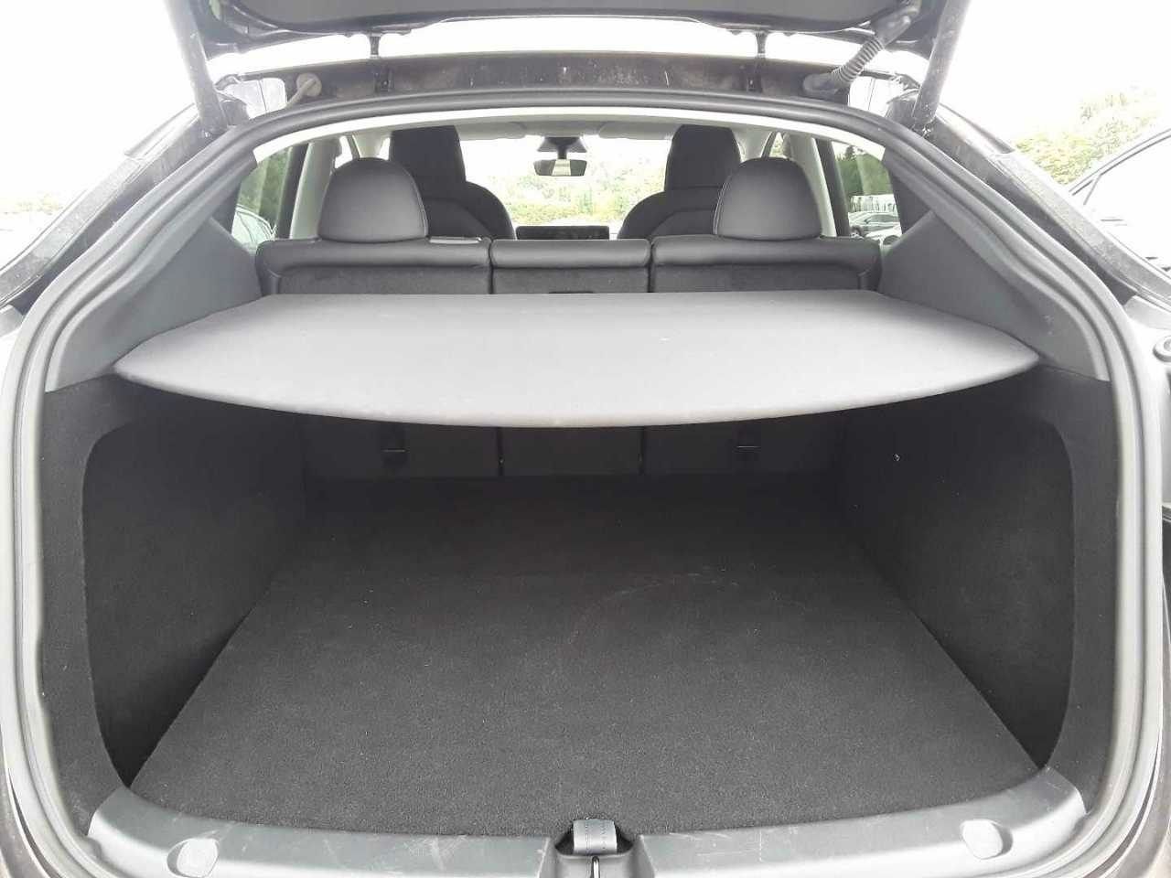 Fahrzeugabbildung Tesla Model Y RWD NAVI/LED/KAMERA/SPORT/PANO./WÄRMEP.