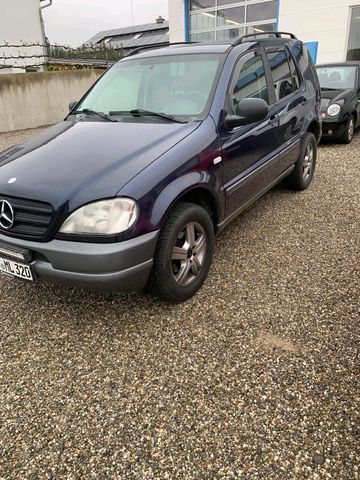 Mercedes-Benz Mercedes ML 320