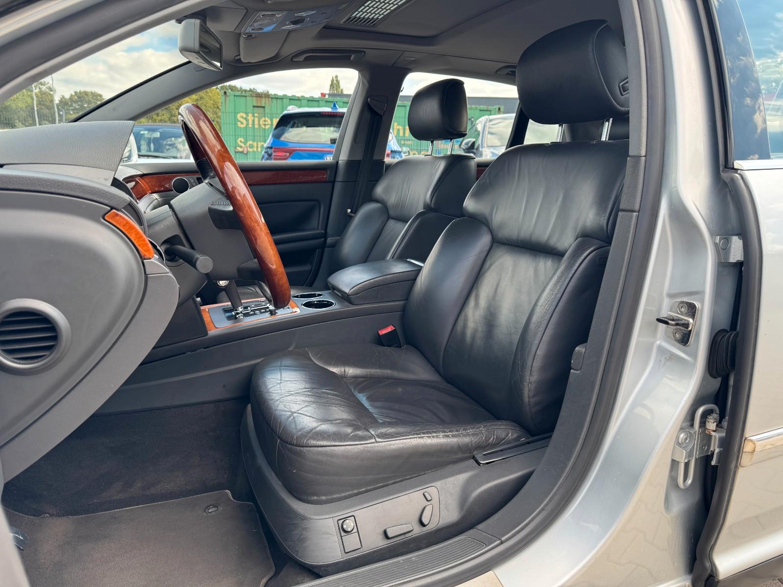 Volkswagen Phaeton 3.2 V6 SCHIEBEDACH SHZ NAVI XENON