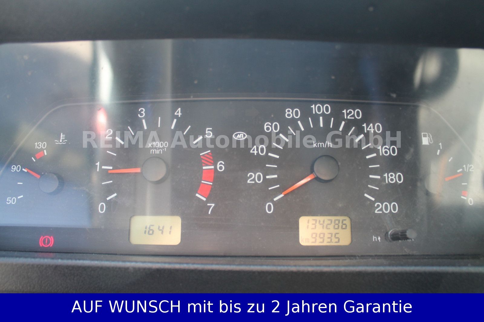 Fahrzeugabbildung Lada Taiga 5-trg. Urban 4x4, Anhängerkupplung