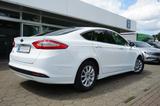 Ford Mondeo Limousine Hybrid - Ford Mondeo mit Hybrid-Antrieb