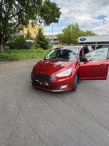 Ford Grand C-Max 2,0TDCi 110kW PowerShift Titaniu... - rote Ford Grand C-Max