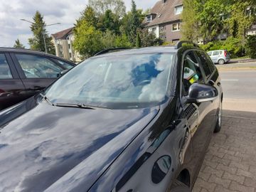 Volkswagen Golf - 6