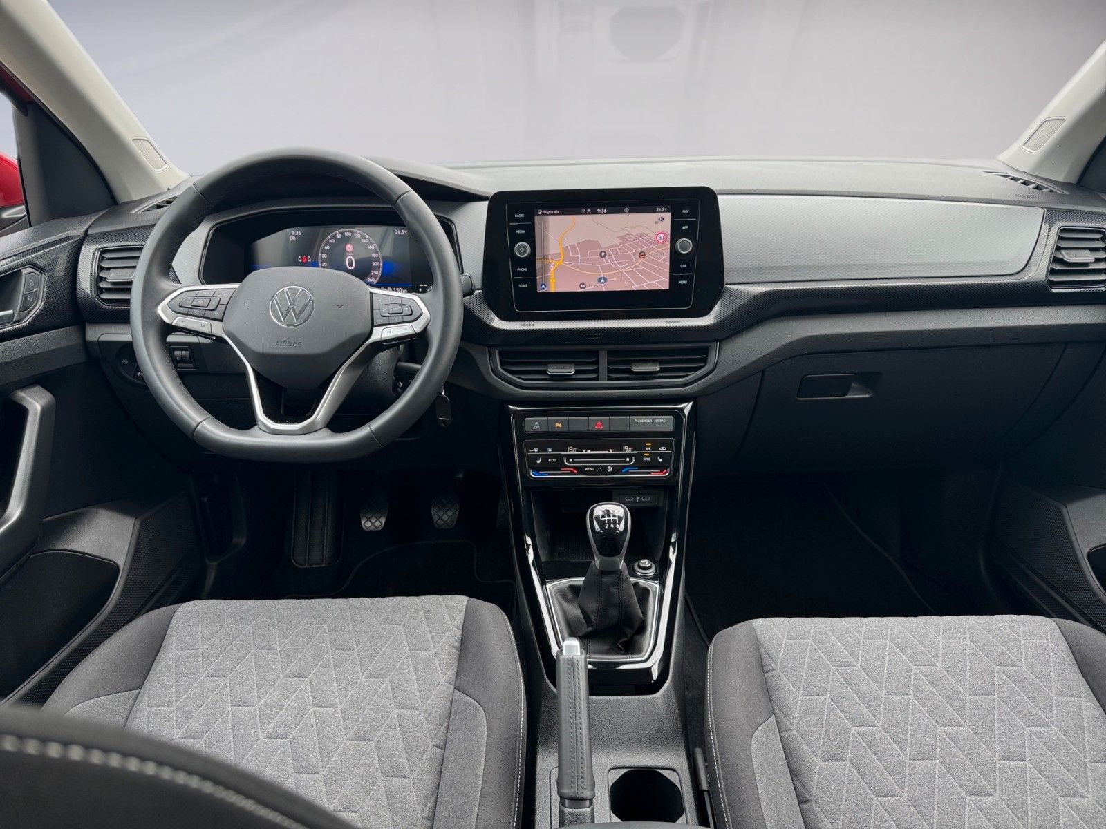 Fahrzeugabbildung Volkswagen T-Cross 1.0 TSI Life