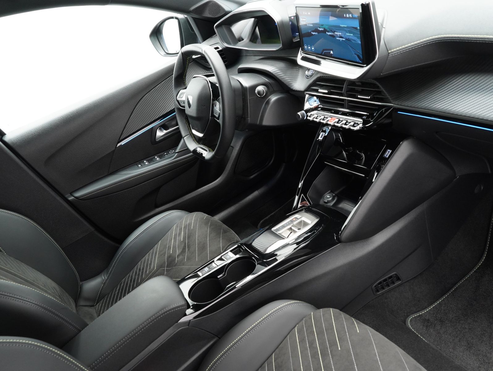 Fahrzeugabbildung Peugeot 208 e- GT LED/NAVI/CARPLAY/DAB/11KW/SOH