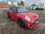 MINI Mini Cooper S John Cooper Works 2.0D euro 6 - rote MINI COOPER_SD_CLUBMAN