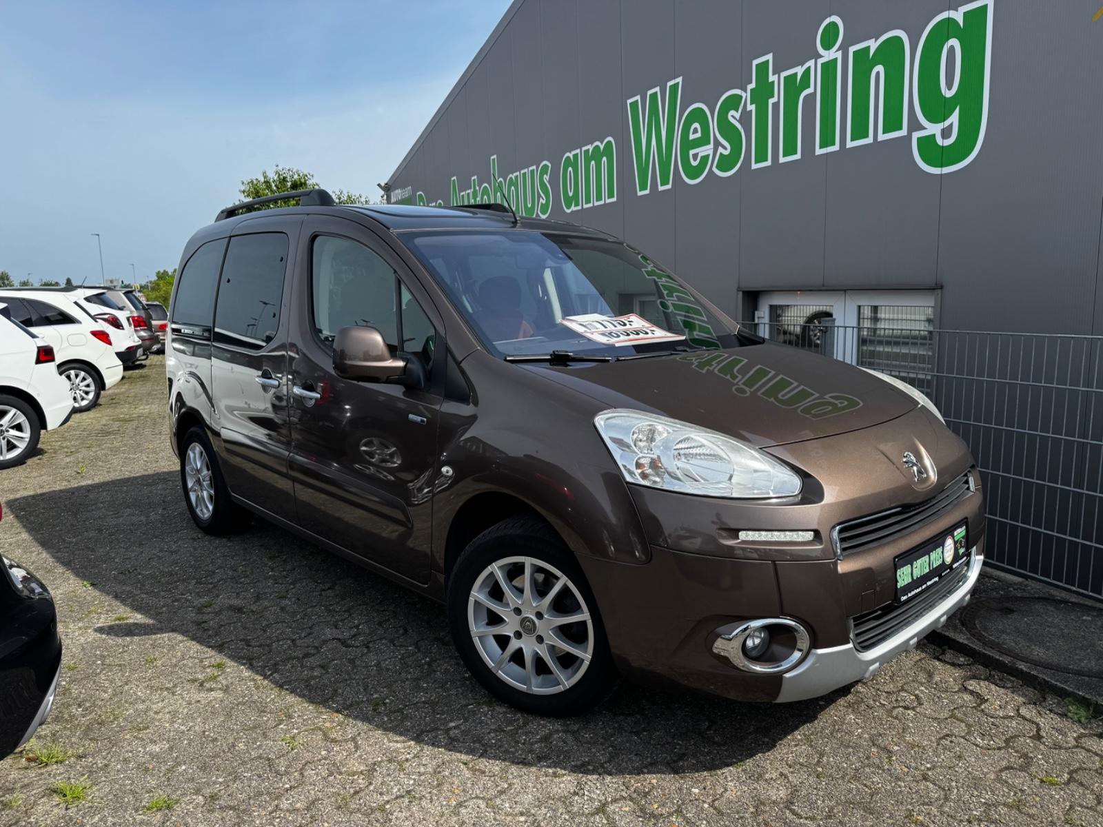 Peugeot Partner Tepee +KLIMA+AHK+Allwetter+vs Caddy