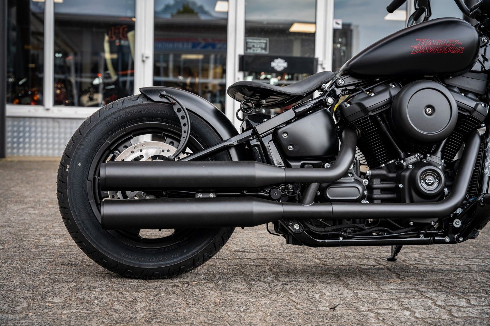 Fahrzeugabbildung Harley-Davidson SOFTAIL STANDARD FXST UMBAU Sofort verfügbar!