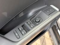 Volkswagen T-Roc 1.5 eTSI DSG 2x R-Line ACC LED KAMERA AHK bei Autohaus Landmann & Maier OHG