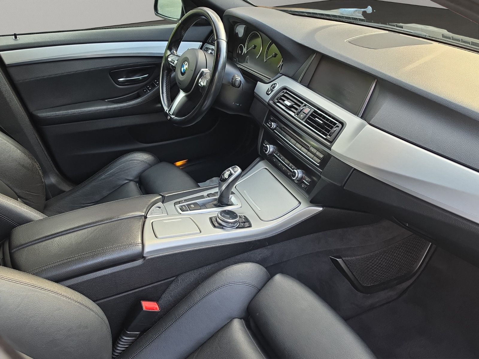 Fahrzeugabbildung BMW 530 5 Limousine 530 d  20``Zoll