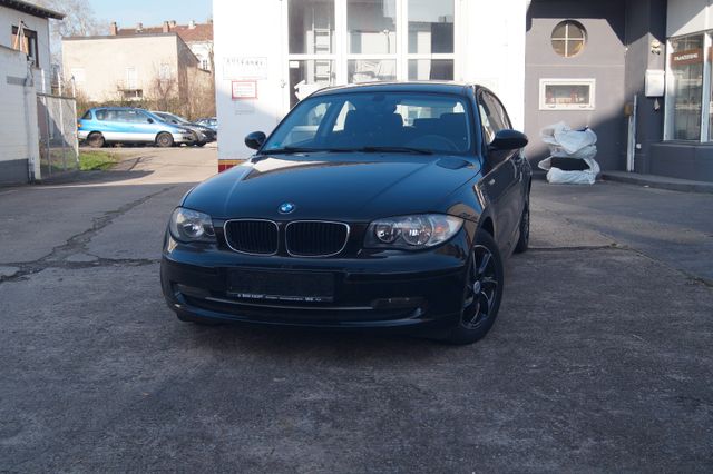 BMW 116 Baureihe 1Lim.116i*wenigKM*PDC*8-fachBereift