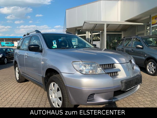 Mitsubishi Outlander 2.4 Comfort 4WD AHK Klima viele Neutei