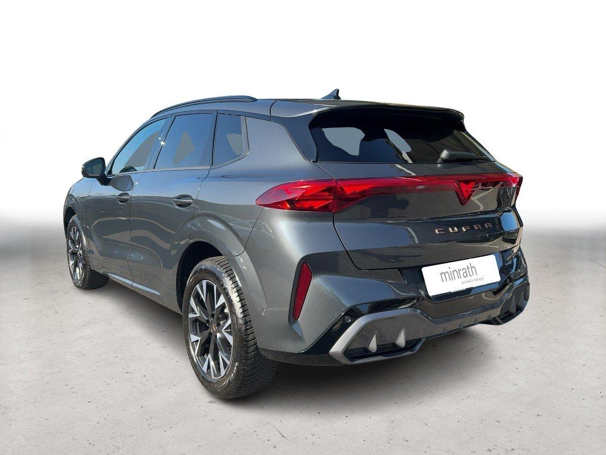Cupra Terramar 1.5 eTSI DSG MATRIX+AHK+ACC+PANO+HUD+36